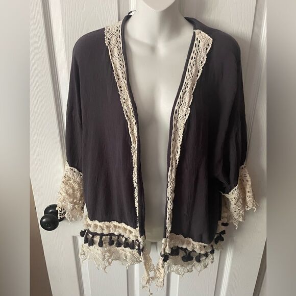 Boho Womens Cardigan Gray Cream Open Front w/ crochet detail - Picture 1 of 5